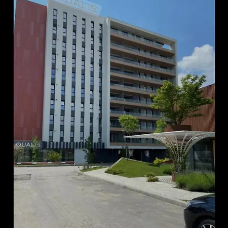 Luxury Coresi *